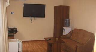 Гостиница Гостевой Дом у Дмитрия Ольгинка-7