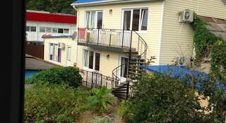 Гостиница Гостевой Дом у Дмитрия Ольгинка-0